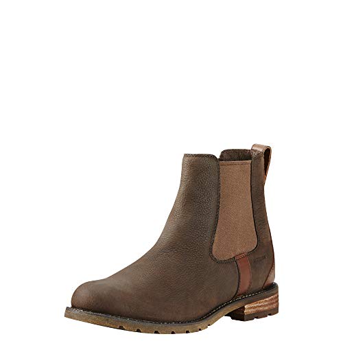 What to Wear While Traveling for the Holidays 25 Ariat Wexford Waterproof Boots - Women’s Leather Country Boot