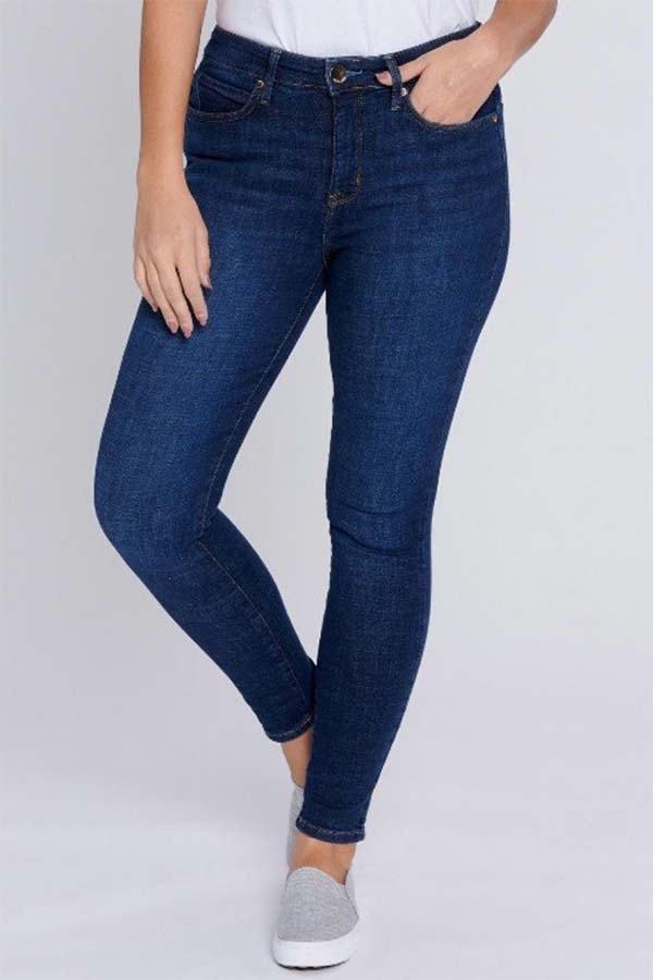 How to be Fashionable over 60 36 Skinny jeans by Seven7.