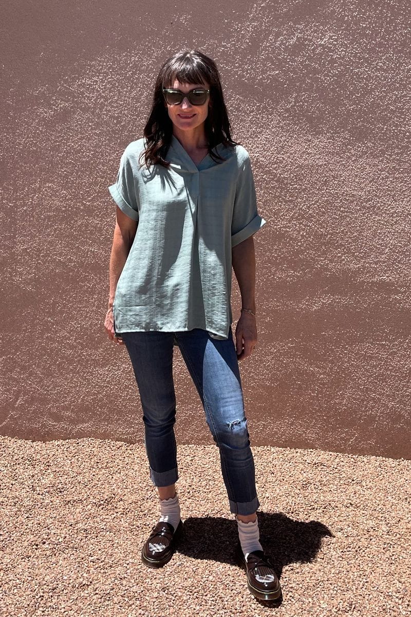 How to Wear Chunky Loafers After 40 4 Catherine Brock styling chunky loafers with skinny crop pants and tunic.