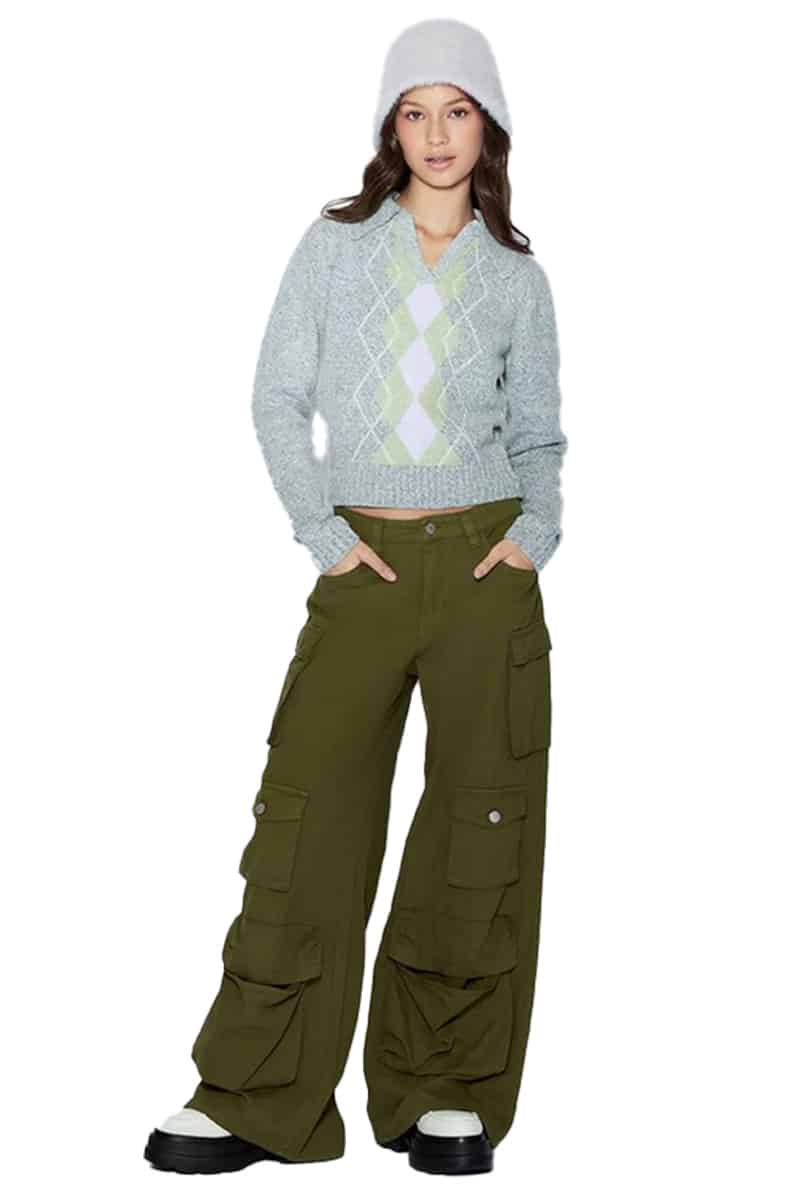 Cozy Girl Style: The Scoop on the TikTok Fashion Trend 2 Model wears cargo pants and sweater.